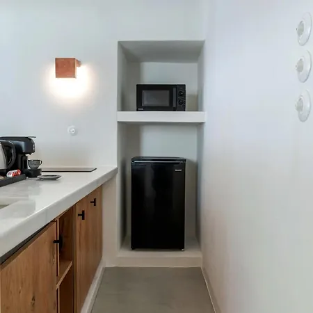 Luxurious Santorini Masionette 1 Bedroom Astounding Caldera Sea Views Private Outdoor Hot Tub * サントリーニ