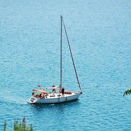Luxurious Santorini Masionette 1 Bedroom Astounding Caldera Sea Views Private Outdoor Hot Tub